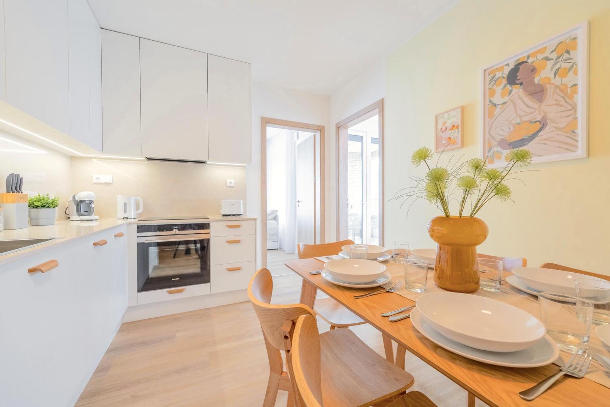 Apartament Bright 2Br - 4Th Floor, Balcony, Free Parking By Gravity Praga Zewnętrze zdjęcie