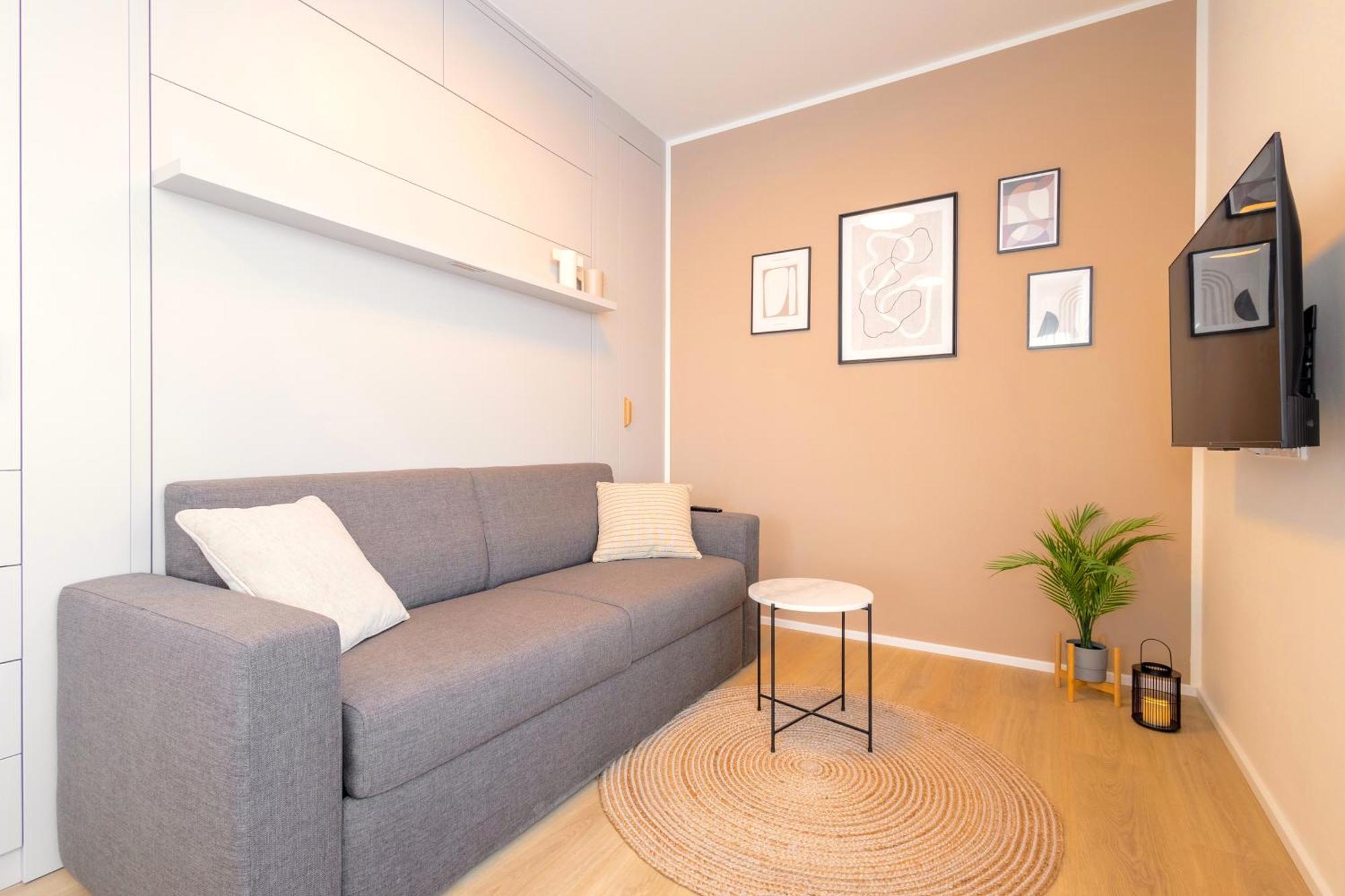 Apartament Bright 2Br - 4Th Floor, Balcony, Free Parking By Gravity Praga Zewnętrze zdjęcie