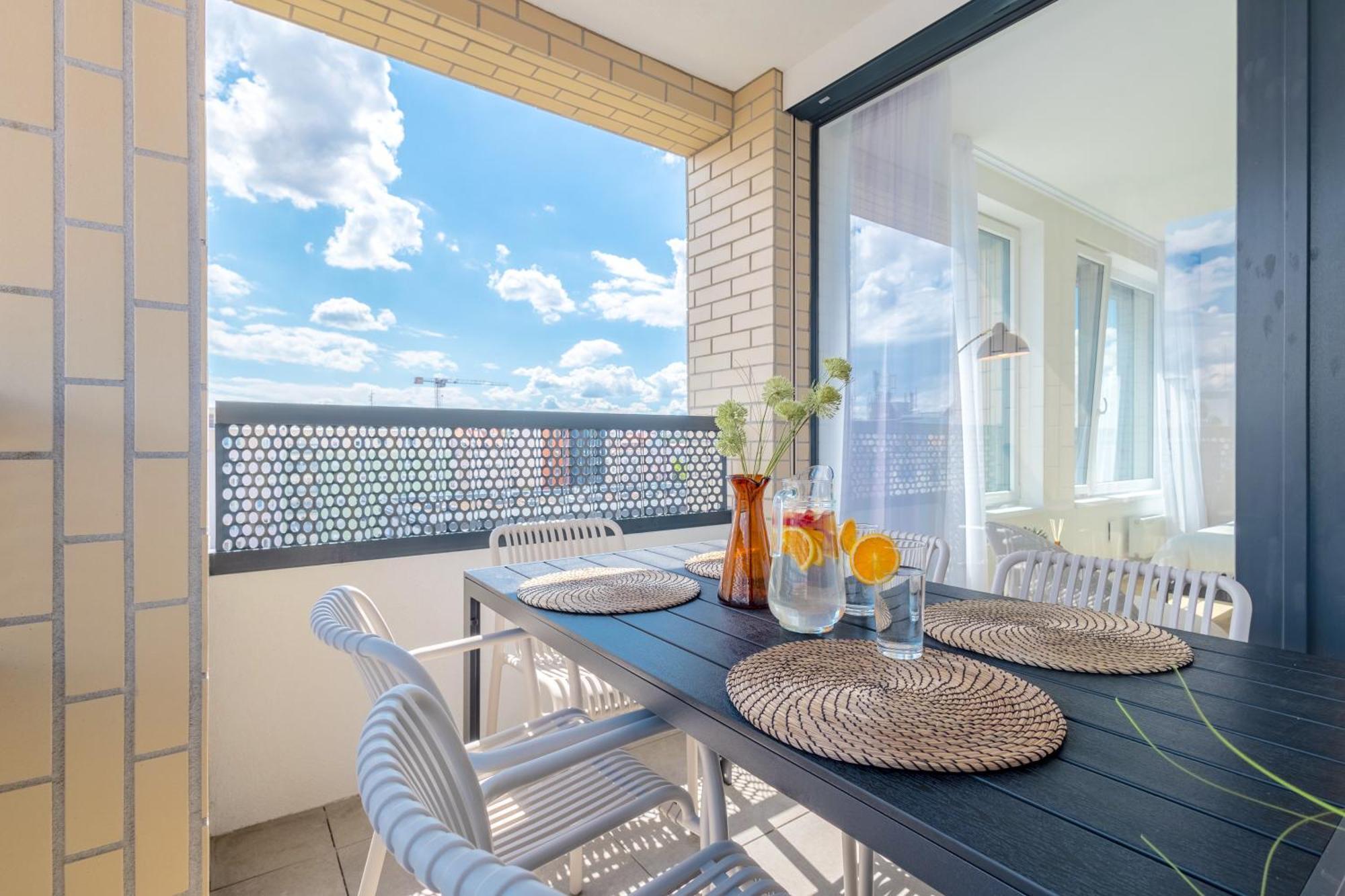 Apartament Bright 2Br - 4Th Floor, Balcony, Free Parking By Gravity Praga Zewnętrze zdjęcie